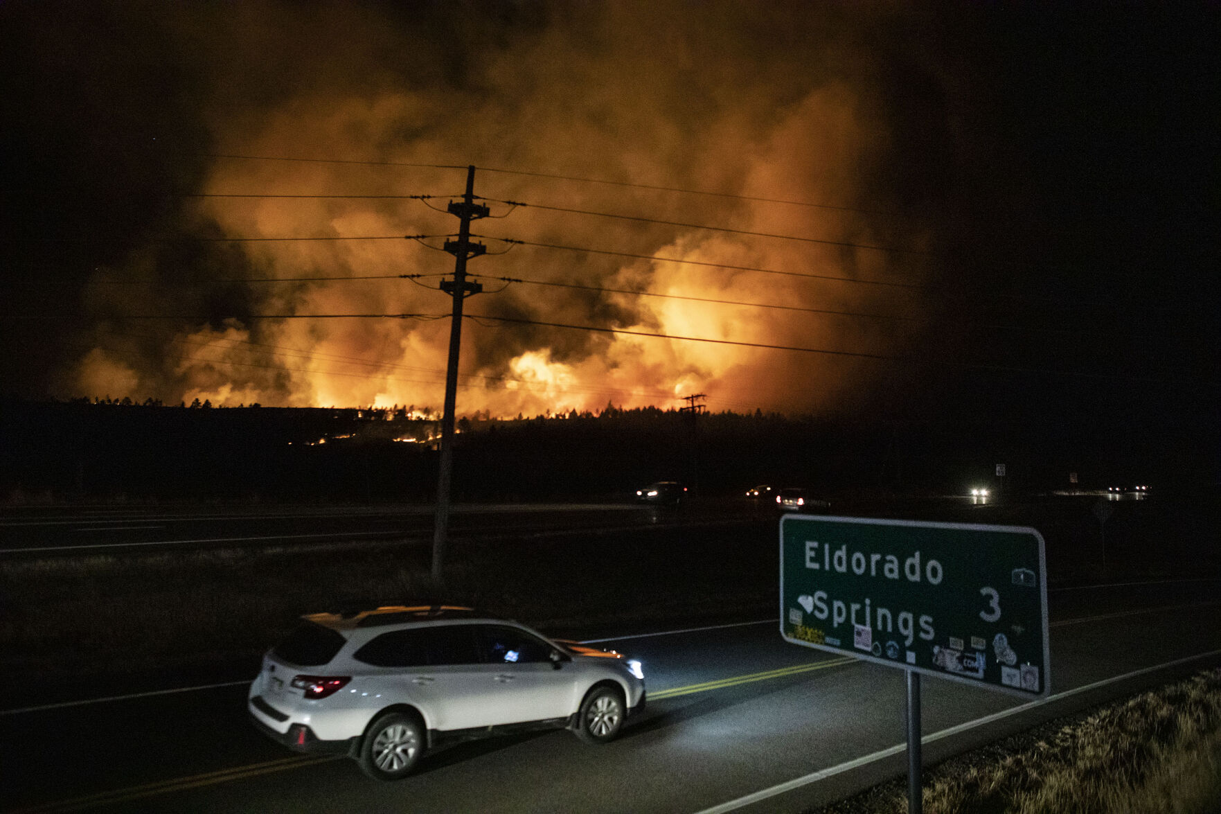 123121-news-SuperiorFire18.JPG